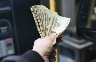 Extra Extra: What do you consider rich in NYC?