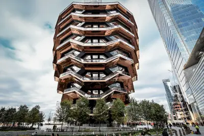Early Addition: Some real estate developers are 'resigned' to Mamdani winning. Others aren't.