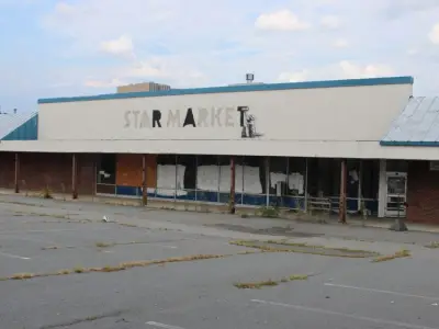 Rat Market? Abandoned Star Market gets a makeover.