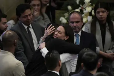 Colombian senator and presidential hopeful dies 2 months after shooting