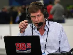 ‘I’m a dope’: 98.5’s Michael Felger says he was airlifted off Nantucket after bike accident