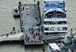 NYPD: Dozens injured after yacht crashes into Harlem dock