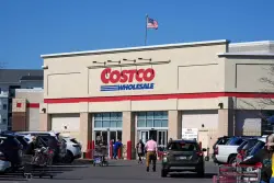 What Bay Area stores are open on Labor Day?