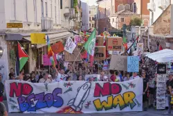 'Kisses yes, Bezos No,' protesters say, as Bezos wedding stirs controversy in Venice