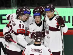 Do the Bruins have a potential breakout prospect in camp in Dans Locmelis?