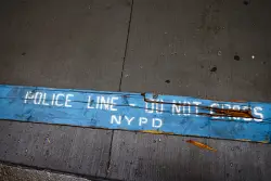 Handcuffed man escapes NYPD custody in Manhattan, police say